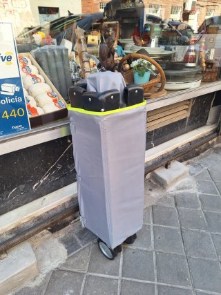 Cuna de viaje plegable gris y lima