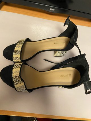 Sandalias Graceland negras y multicolor