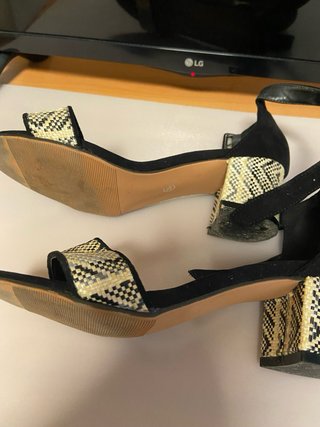 Sandalias Graceland negras y multicolor