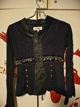 Camiseta Hoss Negra y Dorada Talla L