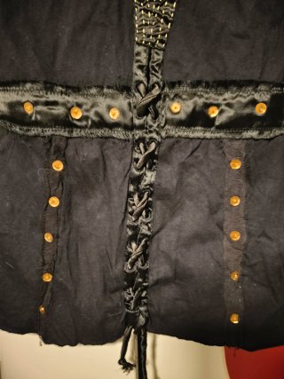 Camiseta Hoss Negra y Dorada Talla L