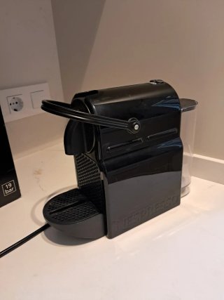 Cafetera Nespresso Inissia DeLonghi