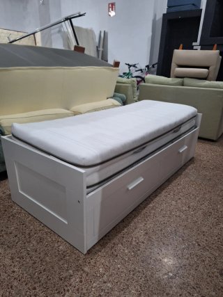 Cama Diván Brimnes + 2 Colchones con cajones