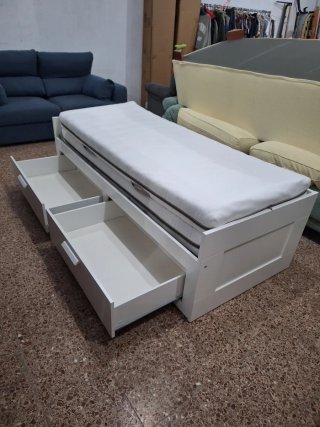 Cama Diván Brimnes + 2 Colchones con cajones