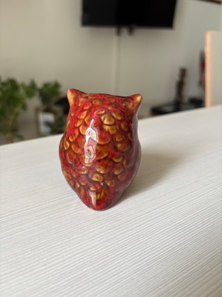 Gufo in ceramica rosso