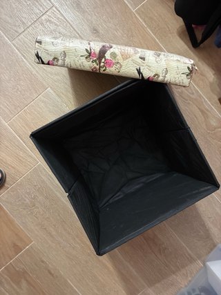 Puf plegable con almacenaje