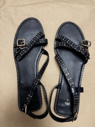 Sandalias Zara T.42 Tachuelas Doradas