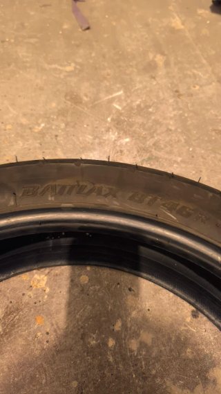 Neumático Bridgestone Battlax BT46 130/80-17