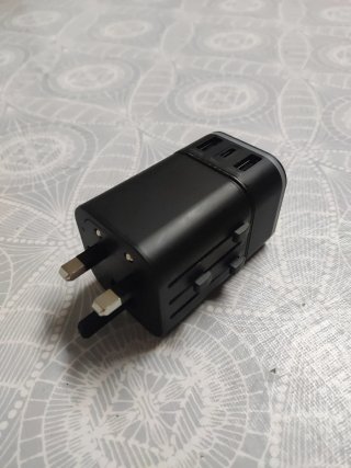 Cargador Viaje Universal Modular Negro