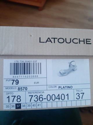 Sandalias doradas Latouche