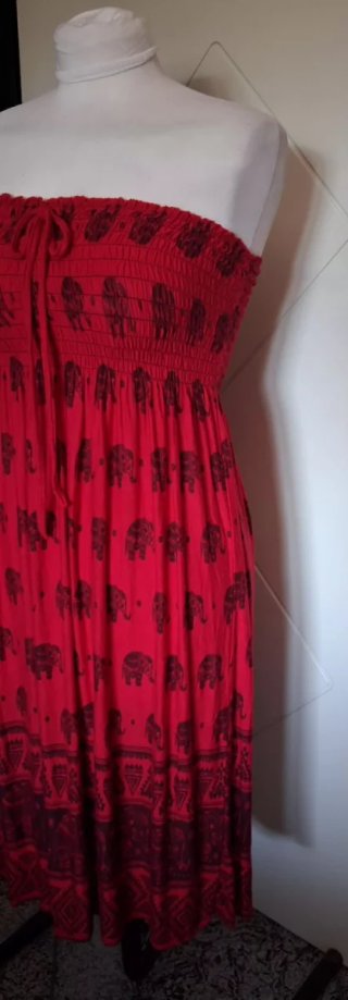 Abito donna senza spalline rosso