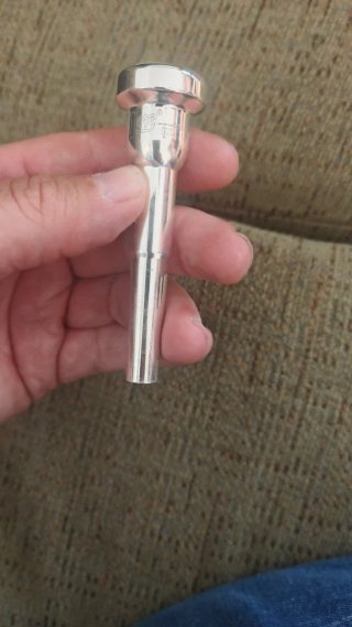 Boquilla trompeta GR 64ES