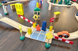Circuito tren madera niños