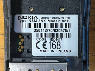 Nokia 8210 Argento/Bianco
