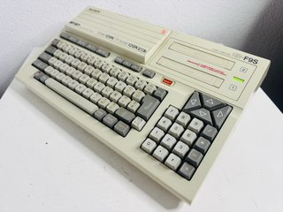 Sony HB-F9S MSX 2 Home Computer