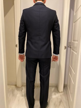 Traje azul marino
