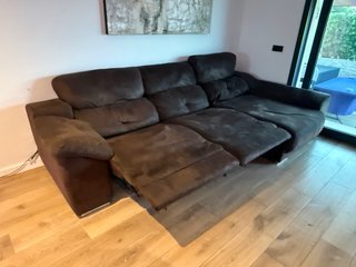 Sofá chaise longue marrón electrico relax