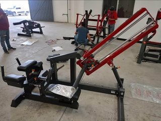 Máquina de gimnasio multifunción