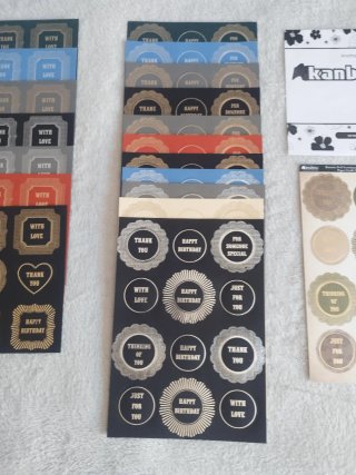 19 hojas de toppers troquelados Kanban Craft.Nuevo