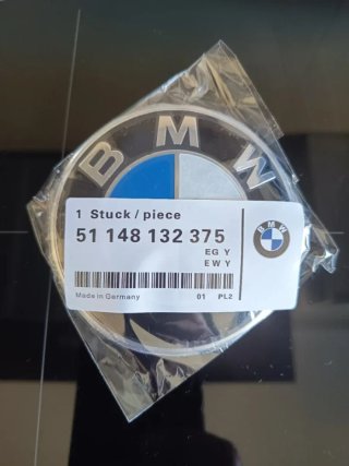 1 Insignia BMW Capó 82mm.-