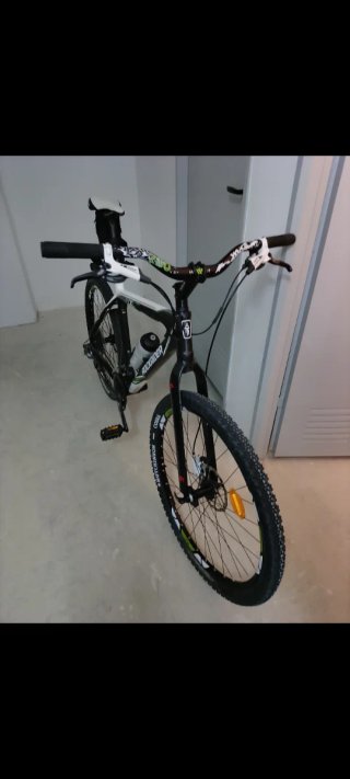 Bicicleta carbono Rockrider 8XC replica