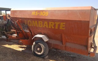 Unifeed Lombarte MS-309 de 9 m3.