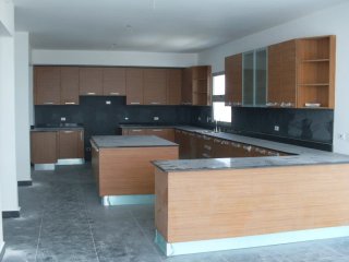 Instalación puertas, cocinas y armarios