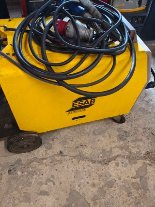 Máquina de soldar aluminio y hilo LKB 265