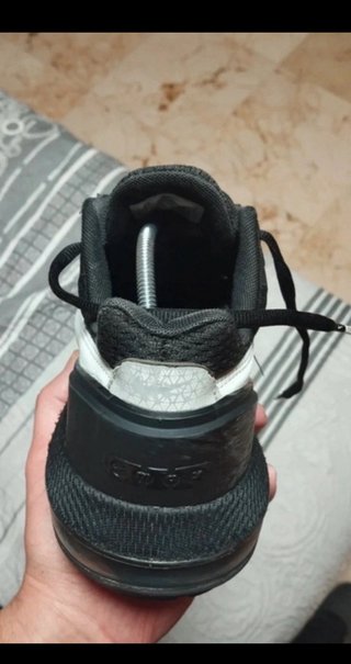 Zapatillas Nike Air Max Negras y Blancas