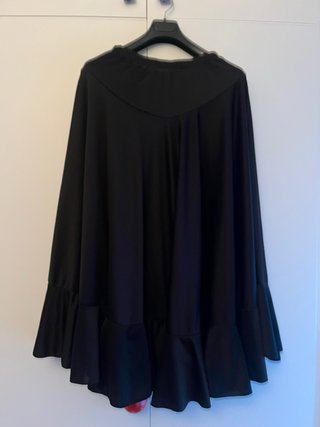 Falda Flamenca Negra. Cómoda. Ideal para clases