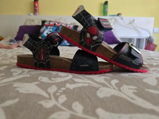 Sandalias Geox Spiderman Niños Talla 23