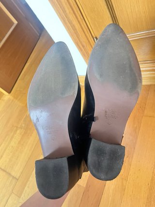 Botines negros de tacón