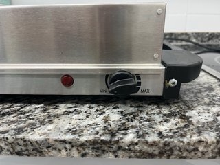 Plancha calientaplatos eléctrica Tristar