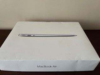 MacBook Air 2013 Plata. Em funcionamiento. Usado