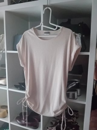 Camiseta y regalo 2 prendas