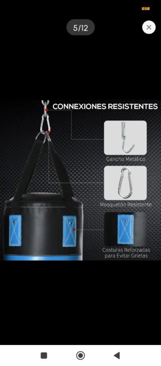 Saco de boxeo y guantes