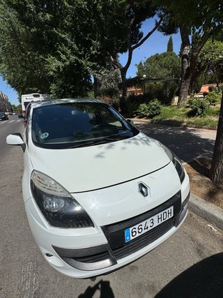 Renault Scenic 2012