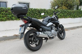 Suzuki Inazuma 250cc
