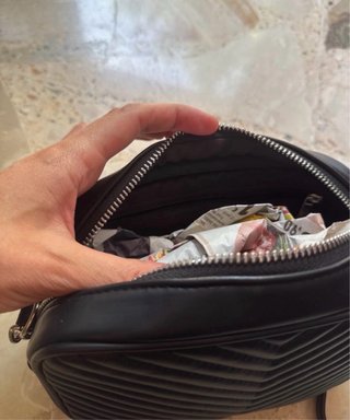 Borsetta Stradivarius nera trapuntata