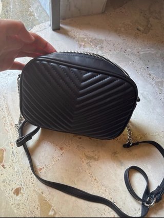 Borsetta Stradivarius nera trapuntata
