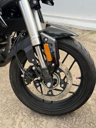 Voge 125r Negra