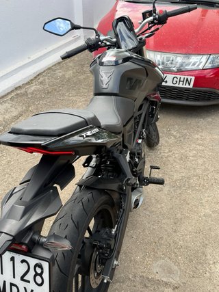 Voge 125r Negra
