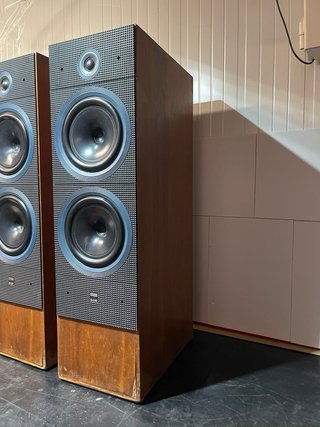 Altavoces B&W Matrix 3