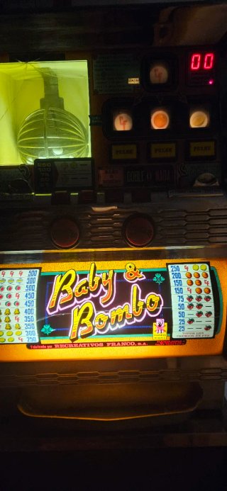 Maquima Tragaperras Baby Bombo Recreativos Franco