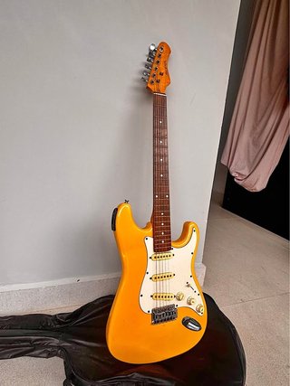 Guitarra Eléctrica Naranja