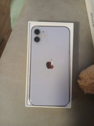 iPhone 11 Viola