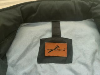 Parka de verano para hombre azul marino.
