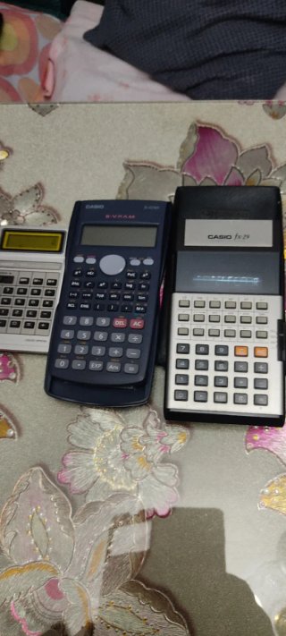 3 calculadoras Casio retro