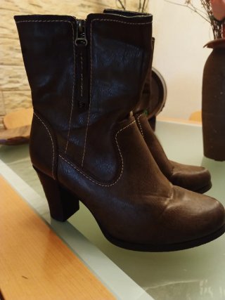 Lote 4 calzados talla 39/40