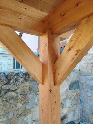 Pérgola de madera con teja 5x4